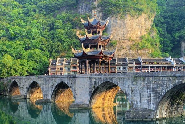Quý Châu 